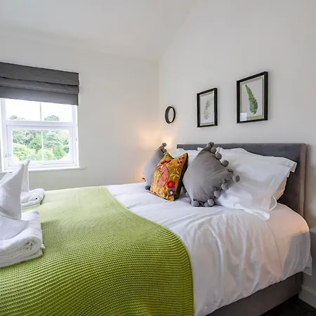 Apartment 8 *