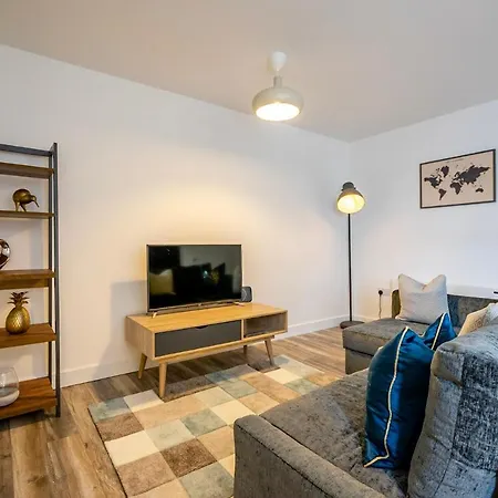 Apartment 8 York